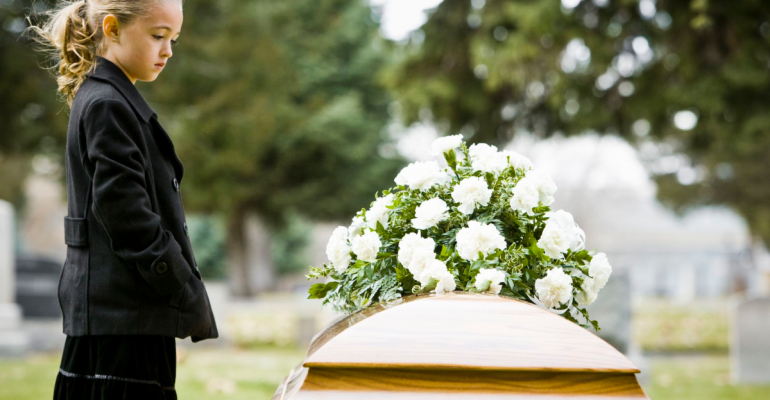 Cómo abordar la muerte de un ser querido con los niños